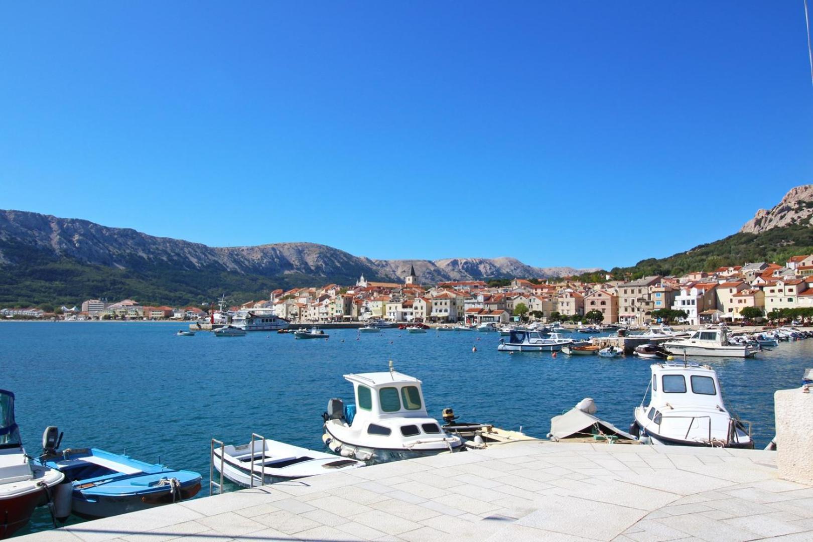 Apartment Grandi 1 Baska  Bagian luar foto