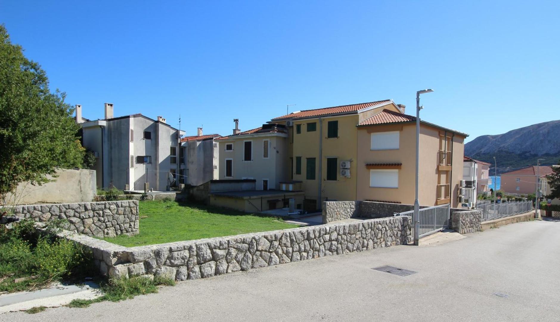 Apartment Grandi 1 Baska  Bagian luar foto